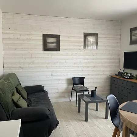 Les 2 Baies Apartment *